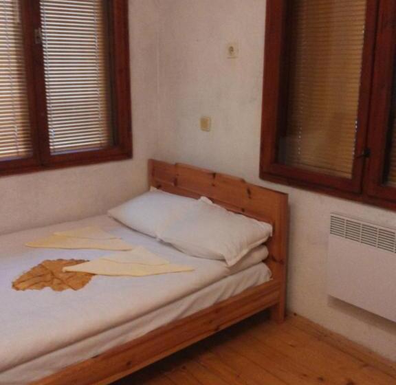 פנסיון Rooms Sakalievi