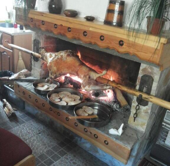 פנסיון Rooms Sakalievi