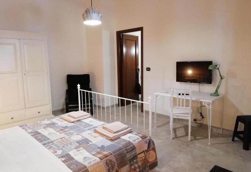 פנסיון Siracusa Inn   Locazione Turistica Parking Included