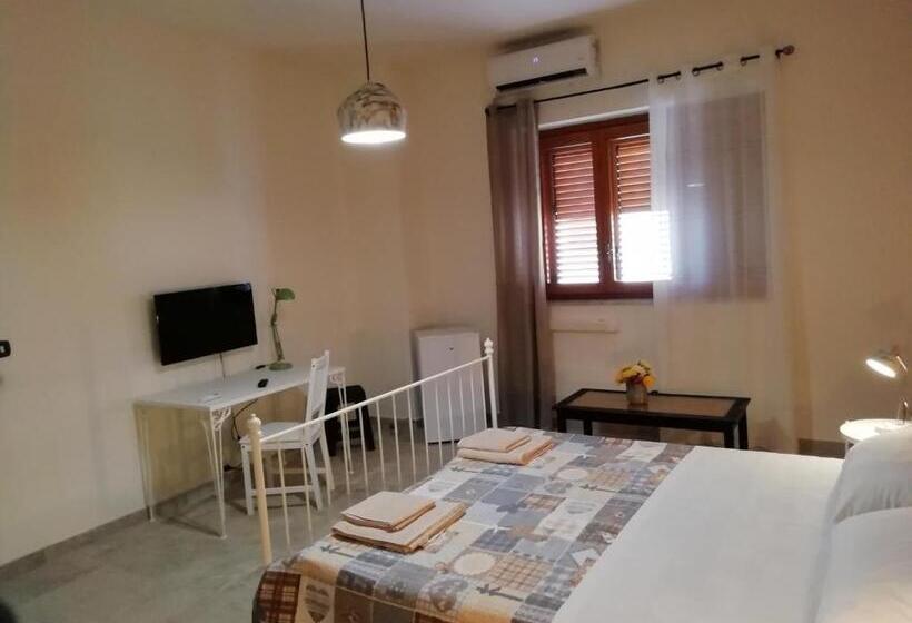 פנסיון Siracusa Inn   Locazione Turistica Parking Included