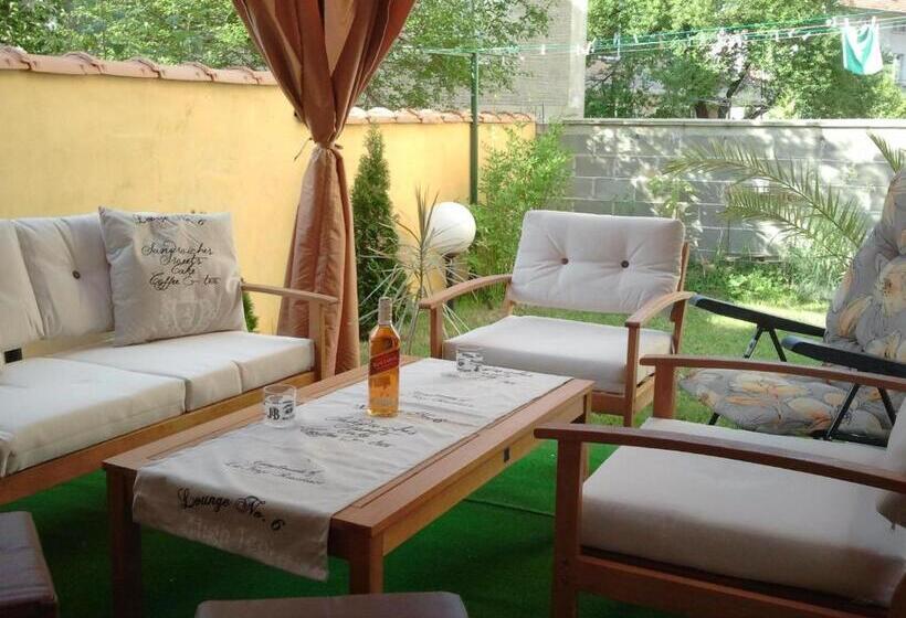 Пансион Vila Riviera