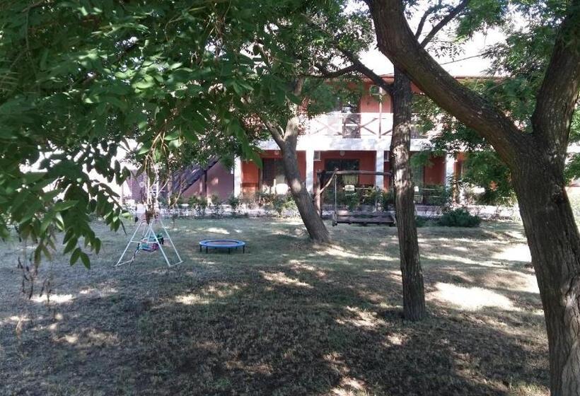 منتجع Otel Elena