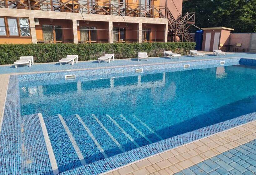 منتجع Otel Elena