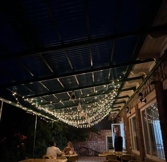 هاستل алтын мезгиль