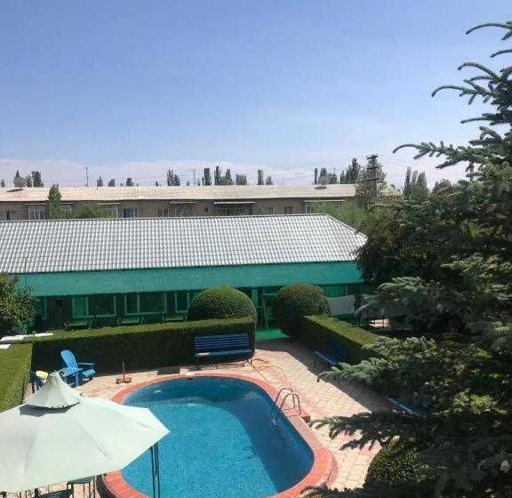 هاستل алтын мезгиль