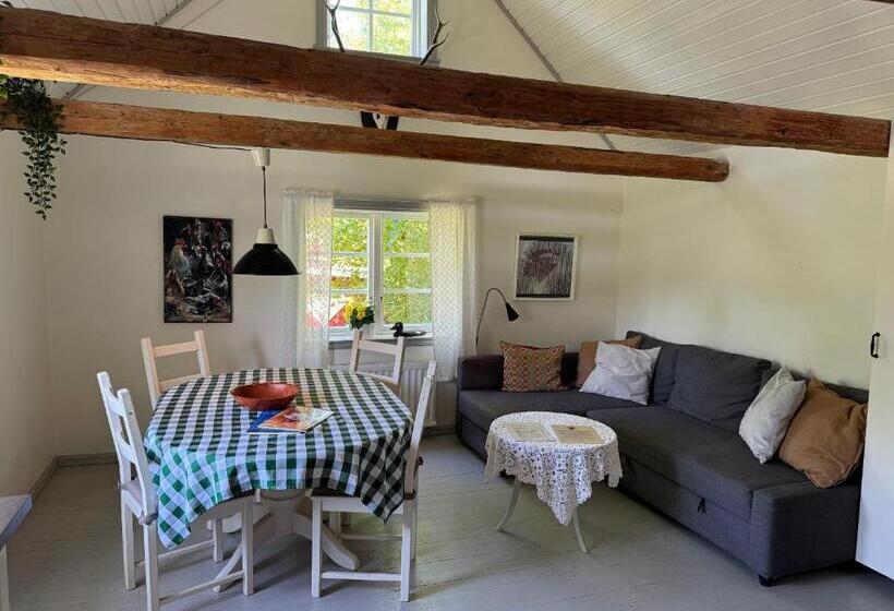 הוסטל Kackelstugan