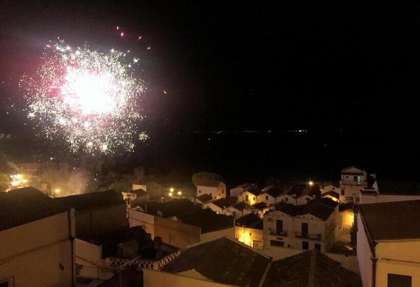 민박 Calanco Blanco