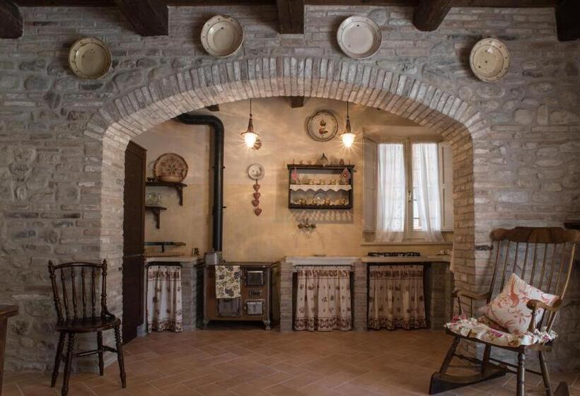 مبيت وإفطار Il Poggianino