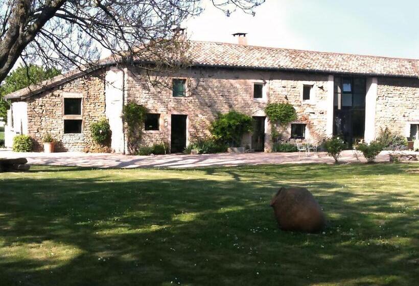 ベッドアンドブレックファースト La Ruelle Au Verjus