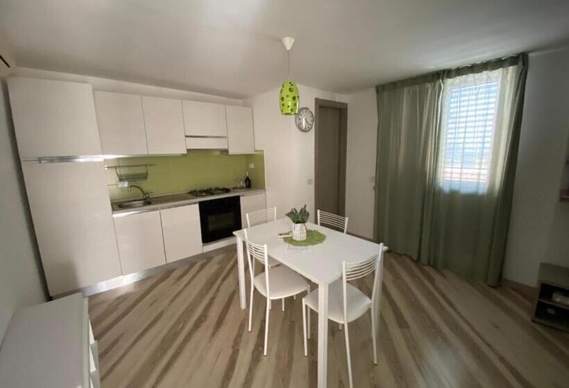 민박 Siricyaus White