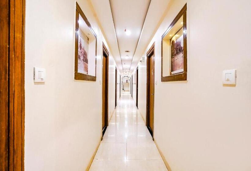 Fabhotel Amber Palace   Nr Fort & Csmt Station