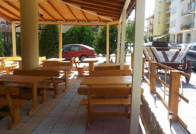 Family Hotel Meteora