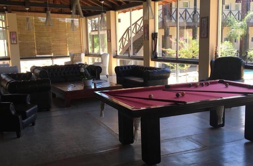 בית מלון כפרי La Delfina Island Resort