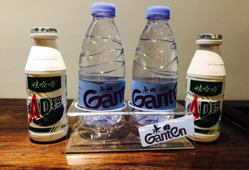 Time Traveller Hotel   Near The Grass Skyline, Dajingmen, Zhangjiakoubu, 20 Minutes Away From Zhangj