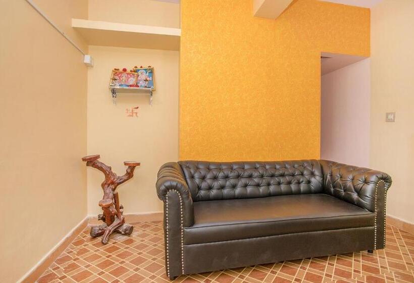 Отель Oyo Surya Residency