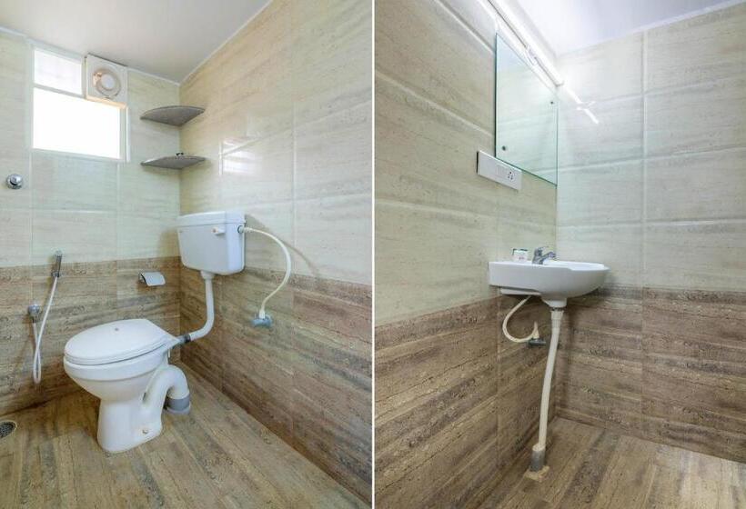 Отель Oyo Surya Residency