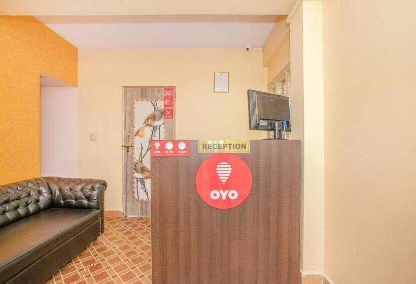 Отель Oyo Surya Residency