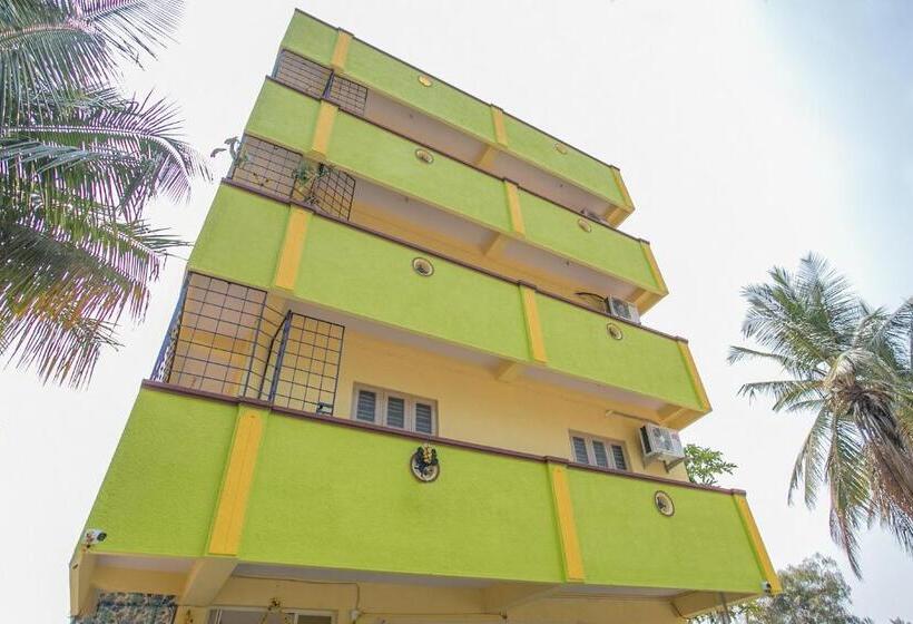 Отель Oyo Surya Residency