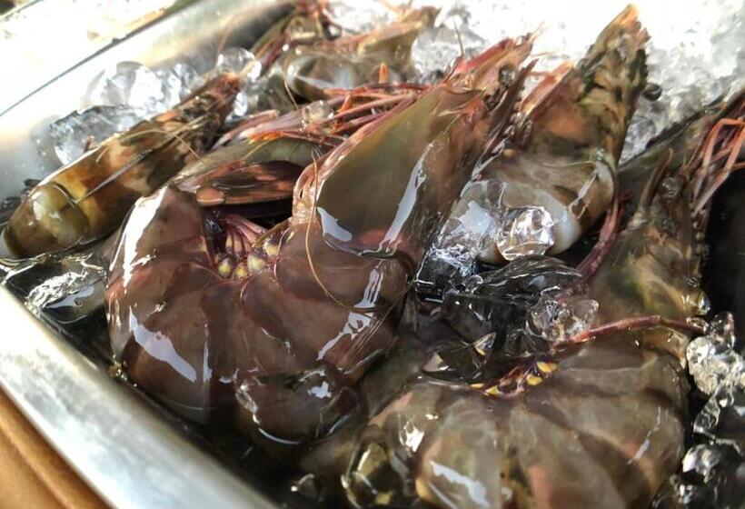 Koh Ngai Kaimuk Thong Resort