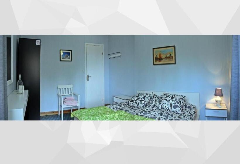 Muses Bnb Bed & Breakfast