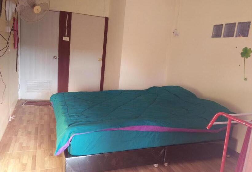 ペンション จันทร์ทิพย์คำชะโนด2