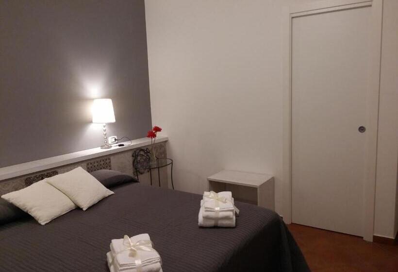 膳宿费 Camera & Caffès