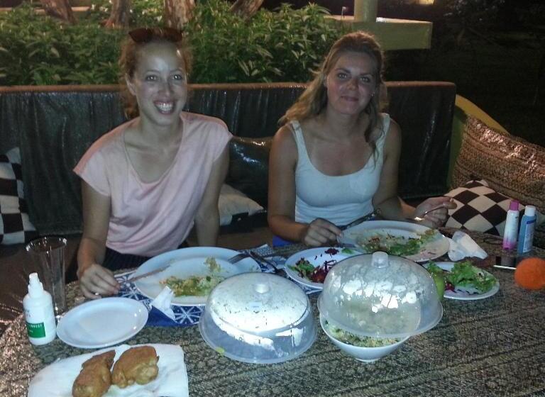 پانسیون Golden Lilies