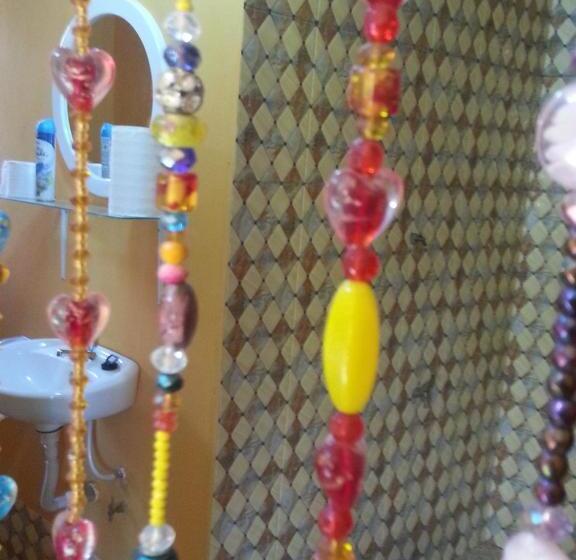 پانسیون Golden Lilies