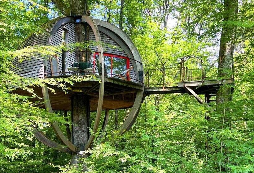 بنسيون Les Galants