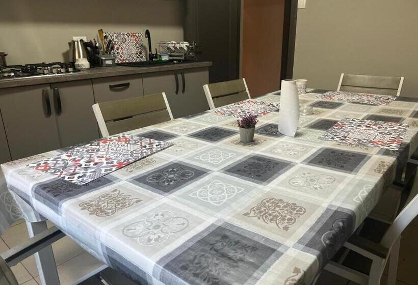 펜션 Marald Eforie Nord