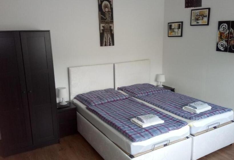 ペンション Palócföld Vendégház