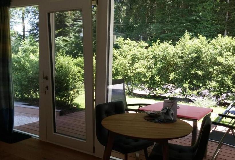 ペンション Woodlounge