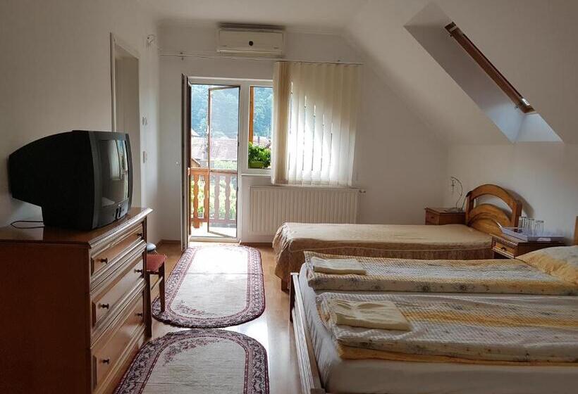 Pensiunea Lőrincz  Panzió