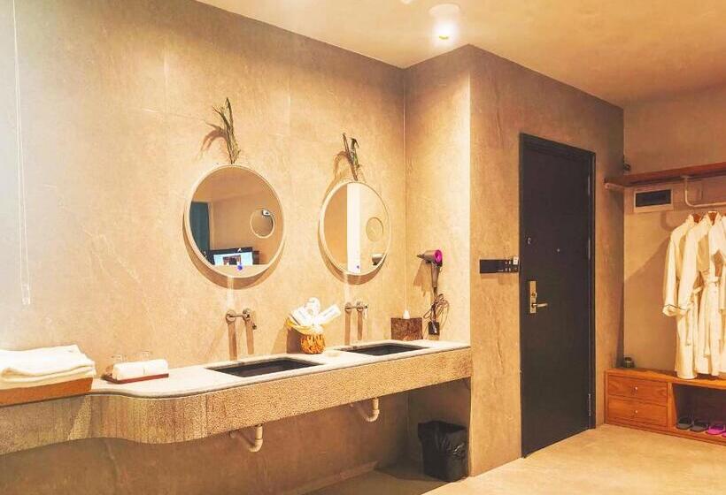 リゾートホテル Naqin Geological Ocean Park