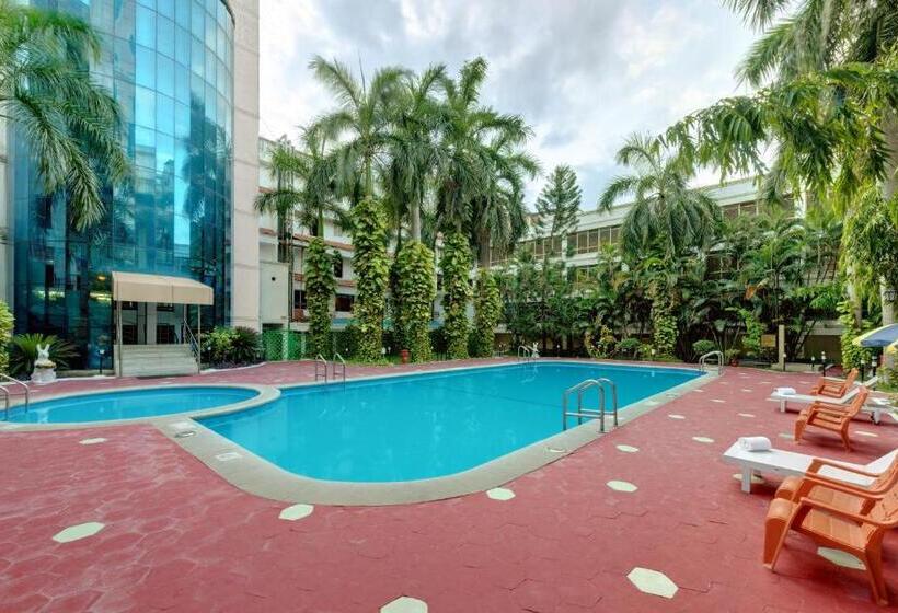 Srm Hotel Maraimalai Nagar Chennai