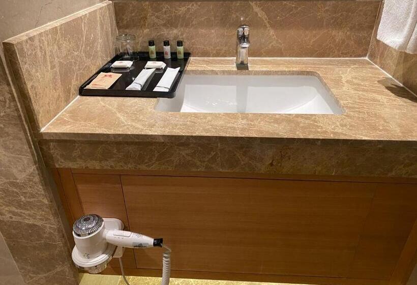 Srm Hotel Maraimalai Nagar Chennai