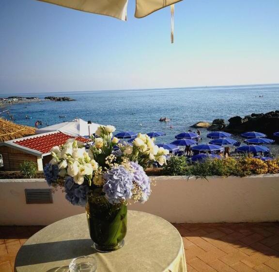 Villa Sangineto Resort