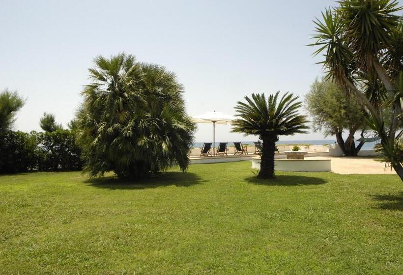 Villa Sangineto Resort