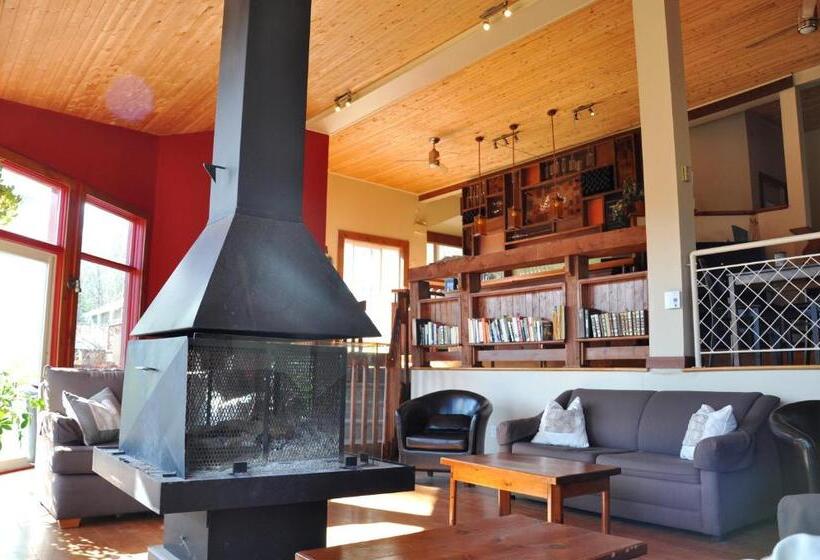 ユースホステル La Petite Auberge De Jouvence