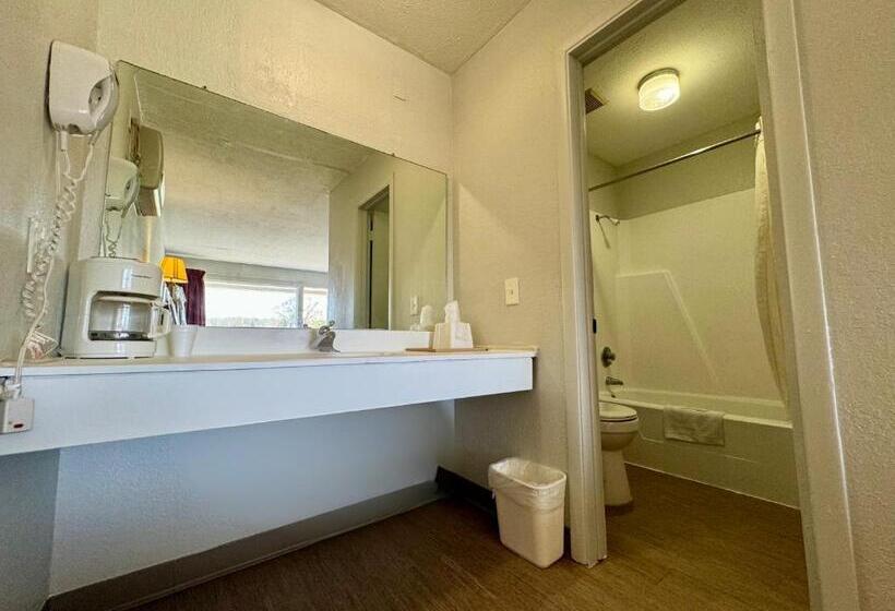 旅馆 Rodeway Inn Church Hill   Tri Cities Area