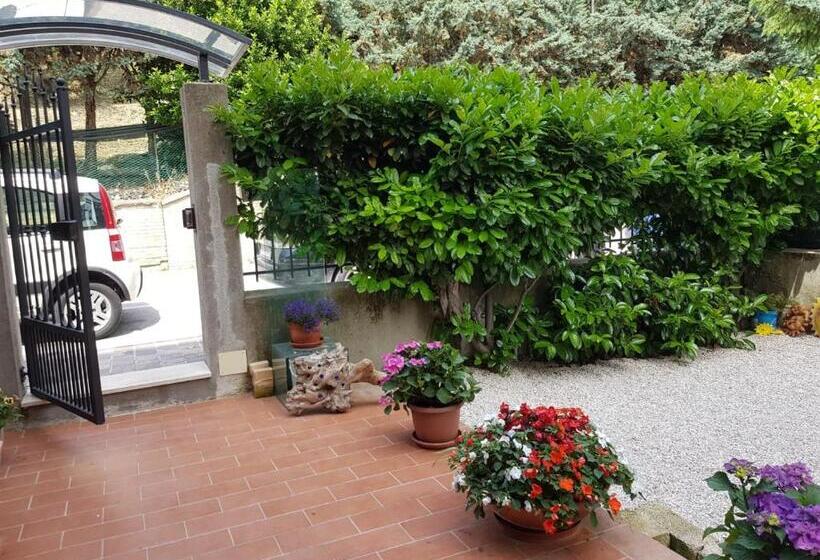 ベッドアンドブレックファースト A Casa Di Ilaria