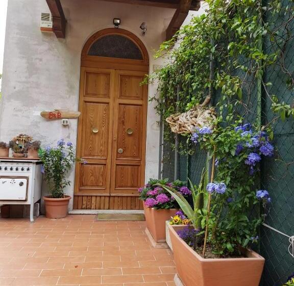 ベッドアンドブレックファースト A Casa Di Ilaria