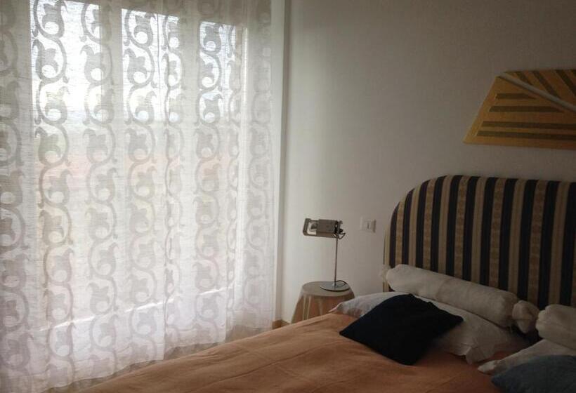 ベッドアンドブレックファースト A Casa Di Ilaria