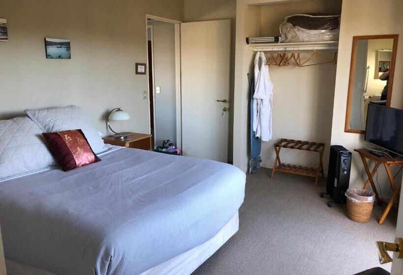 住宿加早餐  Alpine Peaks Apartment