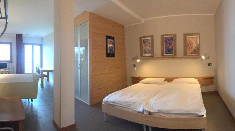 ベッドアンドブレックファースト Bedandbreakfastlagodicomo