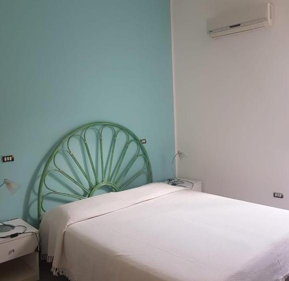 تختخواب و صبحانه Casanoemi 2