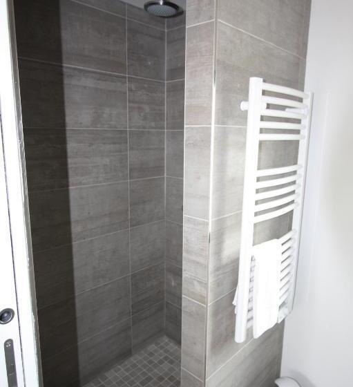 ベッドアンドブレックファースト Les Agaves