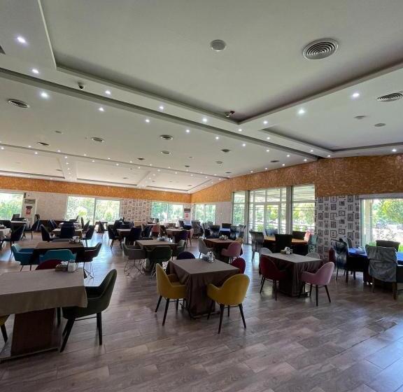 Dawa Hotel And Restaurant