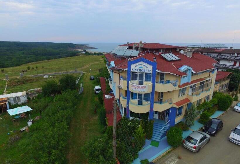 Family Hotel Sinemoretz