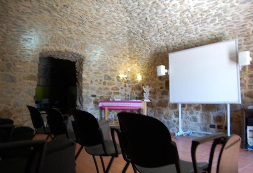 فندق Agriturismo Lucchettiferrari